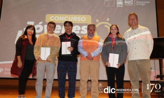 Estudiantes DIC ganan 3er lugar en concurso de transporte