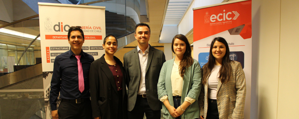 Estudiantes del Diploma de Caracterización, Tratamiento y Revalorización de Recursos Hídricos