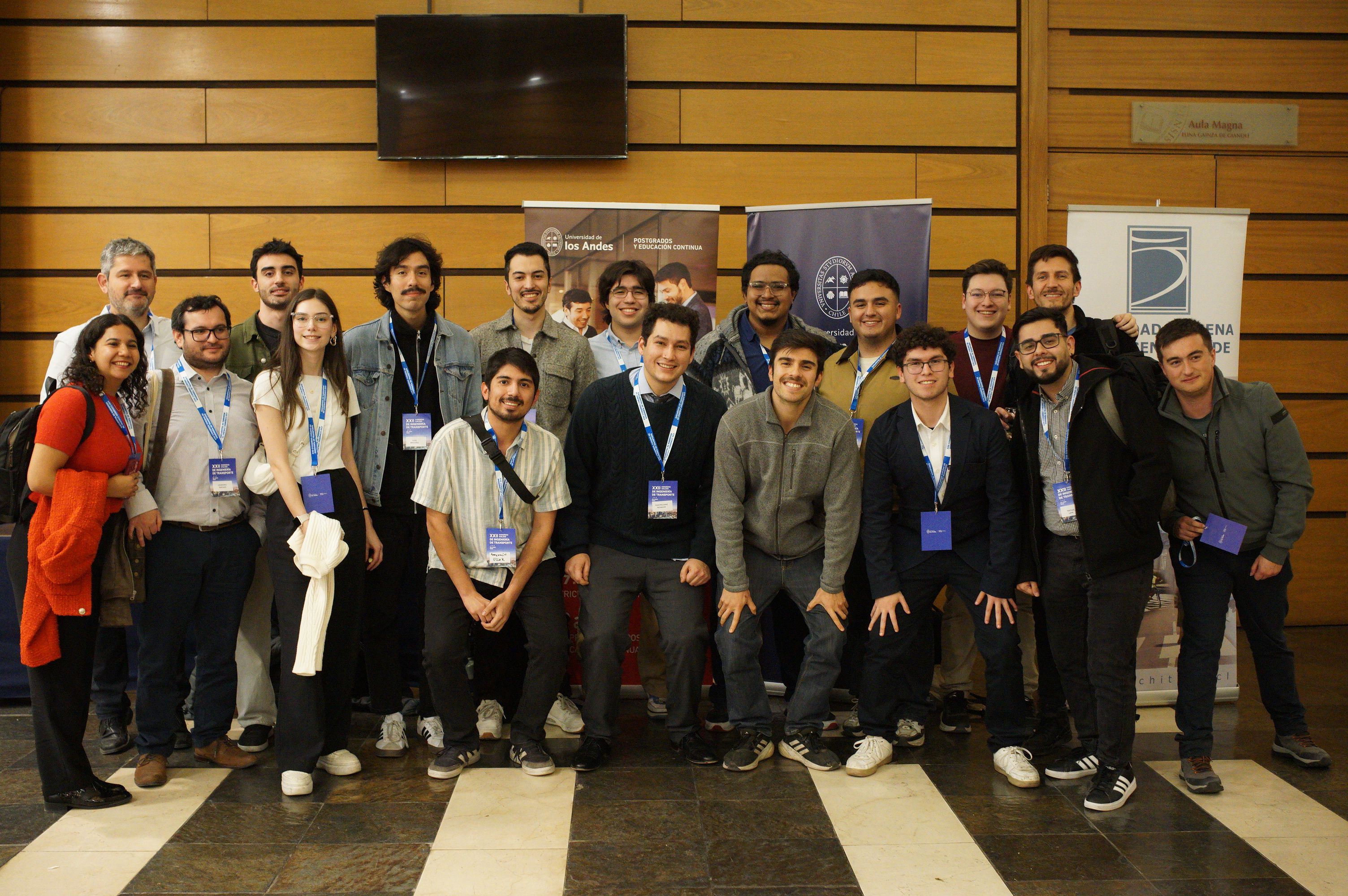 Comitiva U. de Chile en el XXII Congreso Chileno de Ingeniería de Transporte