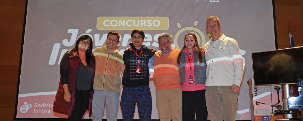 Paola Tapia, José García, Manuel Diaz, Macarena Crisóstomo y el ministro Juan Carlos Muñoz