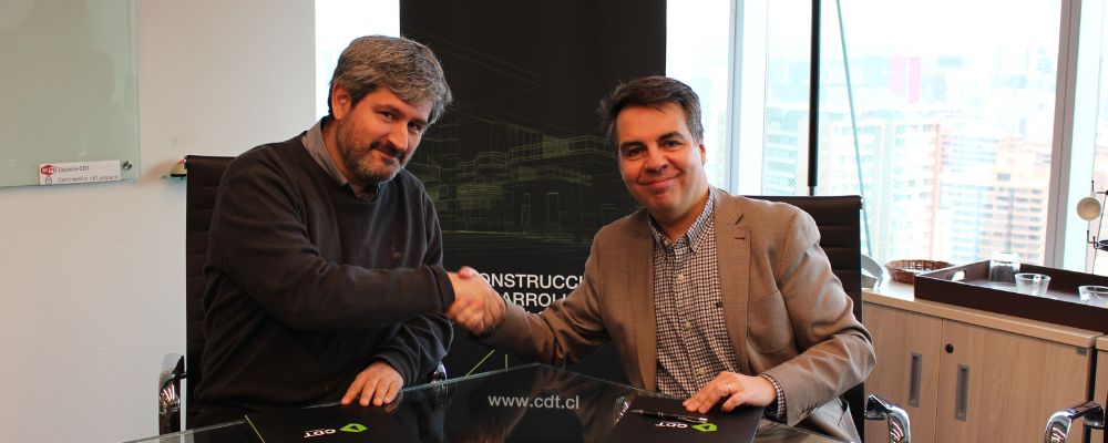 Angelo Guevara y Carlos Lopez