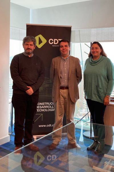 Angelo Guevara, Carlos Lopez y Mariela Muñoz